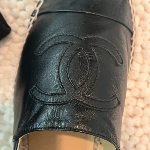 WORN ONCE- Excellent condition  Leather espadrilles. Black - Picture 4 of 6